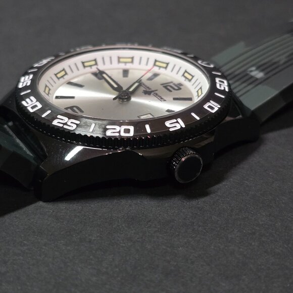 Chase Durer Men’s 45mm Silver Sun-Ray Dial Quartz Watch CDW-0175 - Picture 7 of 11